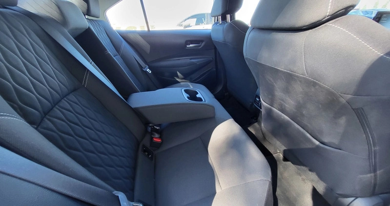 Toyota Corolla cena 98800 przebieg: 9589, rok produkcji 2022 z Jarocin małe 211